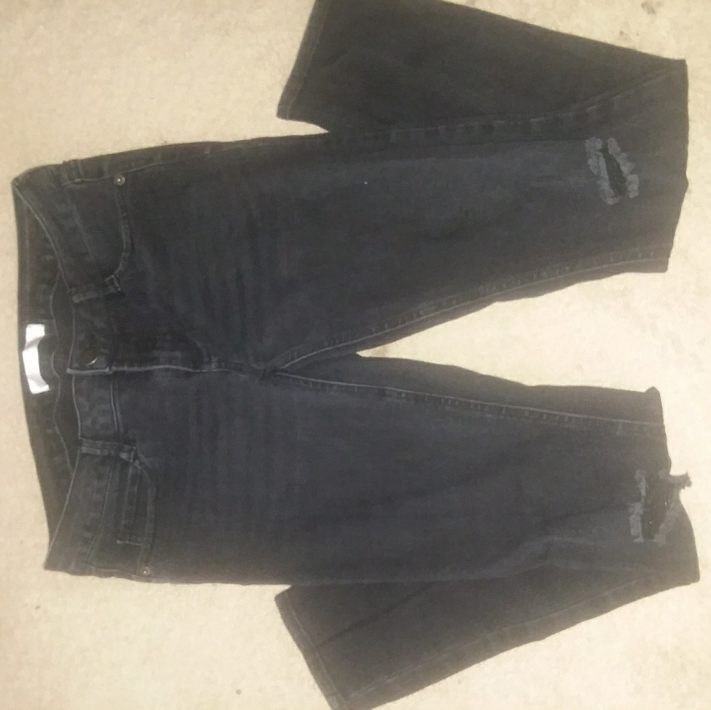 Black skinny jeans